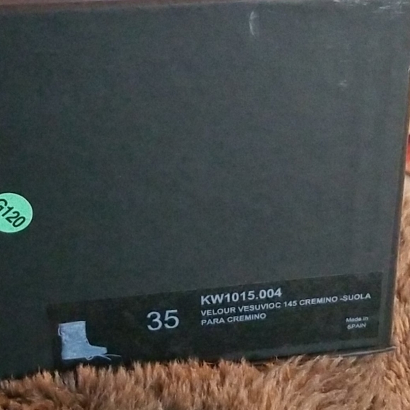 Yeezy Crepe Boots Season 2 - Picture 4 of 4